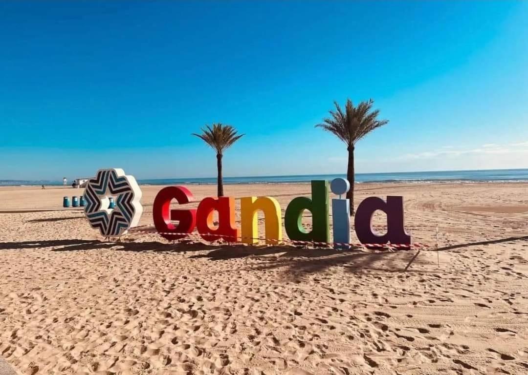 Apartamento Duplex Mediterranean View ガンディア エクステリア 写真