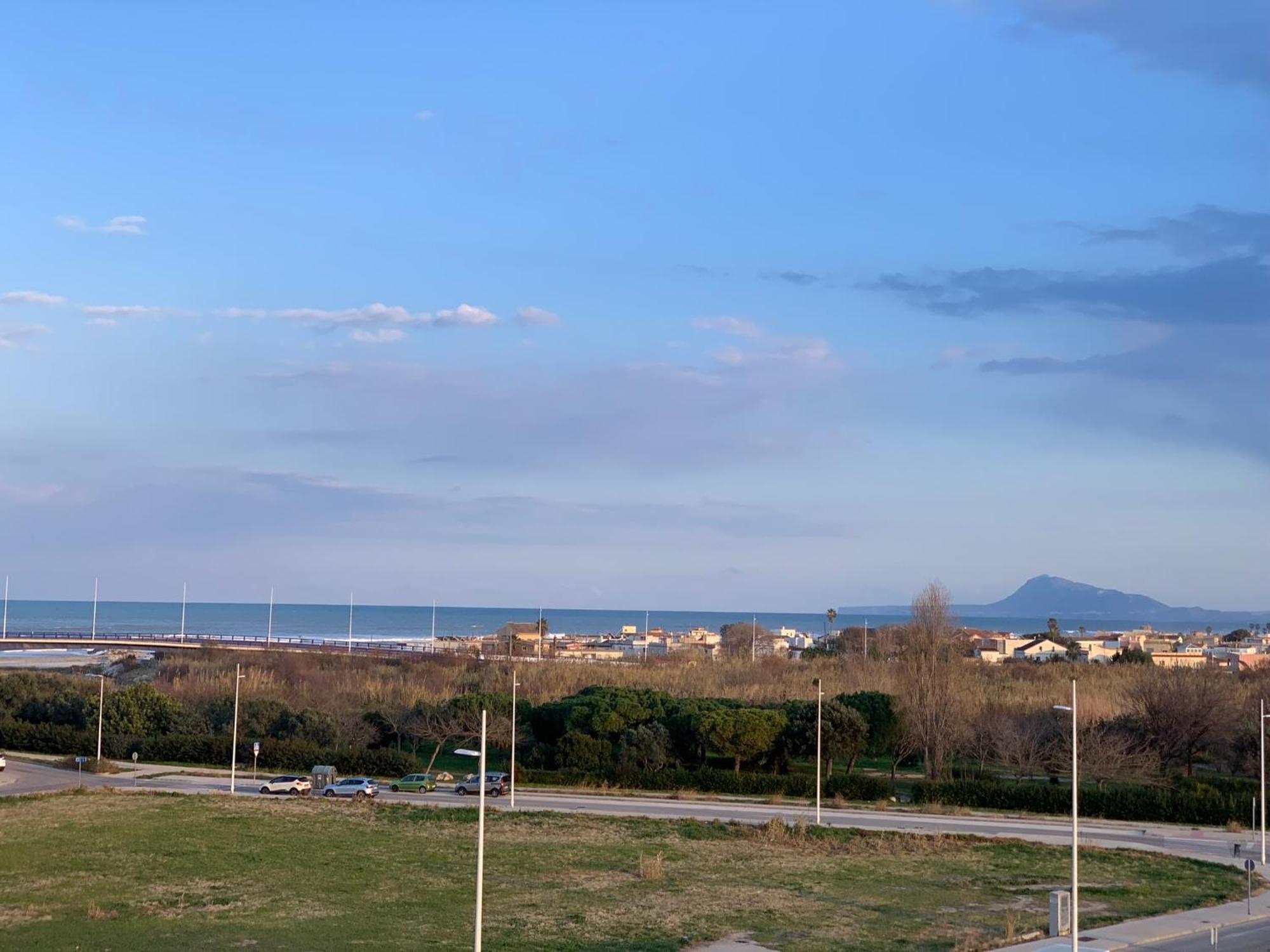 Apartamento Duplex Mediterranean View ガンディア エクステリア 写真